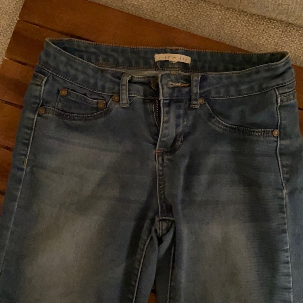 Girls jeans non distressed